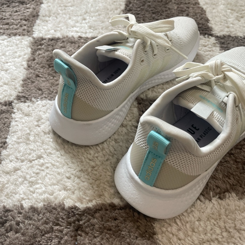 ADIDAS primeblue sneakers made with parley ocean plastic - Picture 5 of 7
